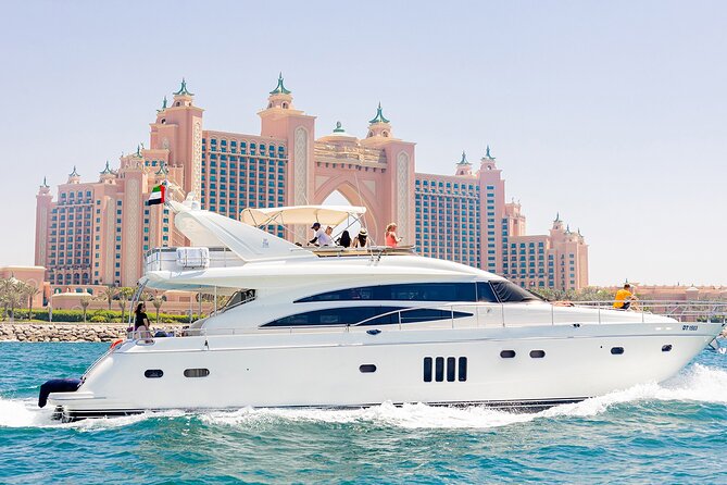 Luxury Yacht Cruise and Dine in Dubai - Price and Booking