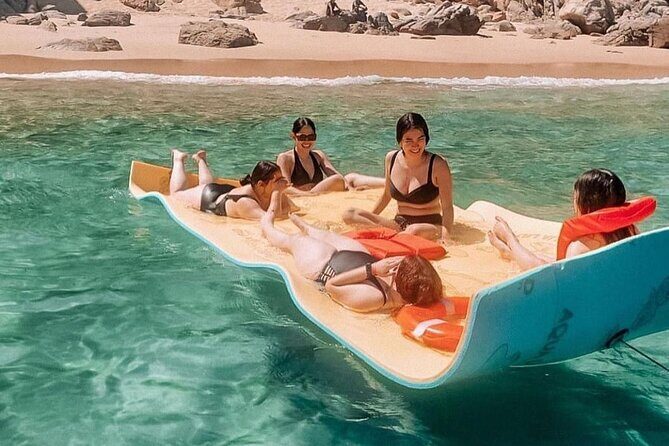 Luxury Yacht Experience in Los Cabos 45 FT - FAQ