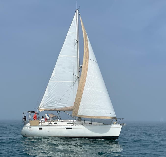 Luxury Yacht for the Front Row of Americas Cup - Onboard Amenities