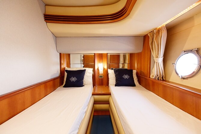 Luxury Yacht Private Rental - Meeting and Pickup Information