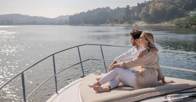 Luxury Yacht Private Sunset 2 Hours Tour - Itinerary & Main Stops