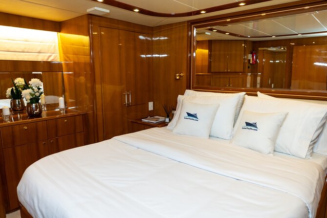 Luxury Yacht Rental - Numarine 80ft Dubai Yachts - Customer Reviews