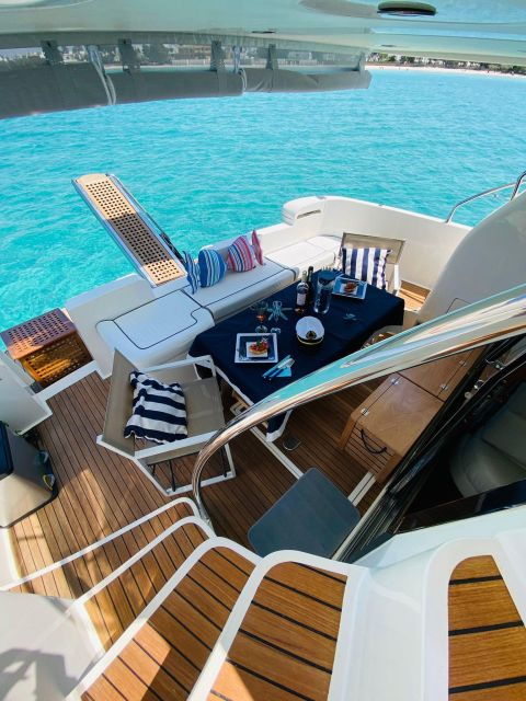 LUXURY YACHT RENTAL WITH CREW - Good To Know