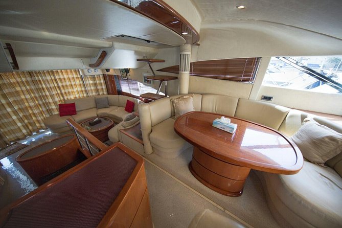 Luxury Yacht Tour Around Palm Island - The Sum Up