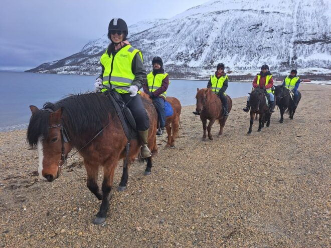 Lyngen Horseback Winter Riding Experience - Getting to the Starting Location