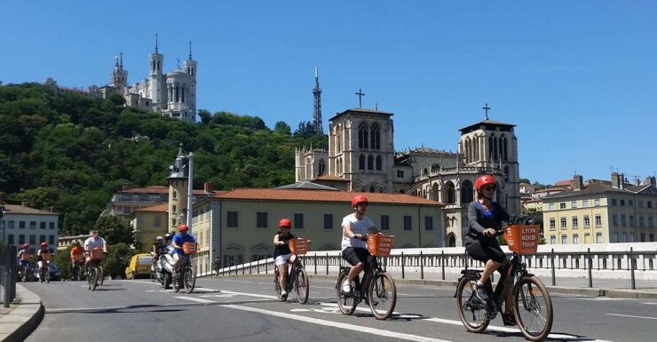 Lyon: 2-Hour Electric Bike Tour With a Local Guide - Activity and Booking Information