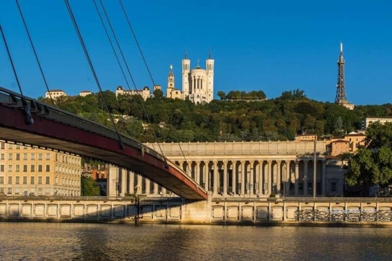 Lyon : Best Street Food Tour With A Local Guide - A Closer Look at the Street Food Tour Experience