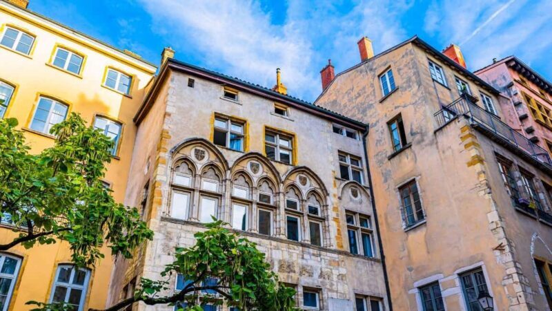 Lyon: between history and cinema, guided tour and coffee break included. - Exploring Lyon Through the Lens of Cinema: A Detailed Review