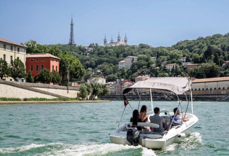 Lyon: Boat Rental without a License - Who Should Consider This Tour?