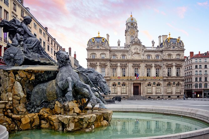 Lyon by Yourself With English Speaking Driver by Car or Van- 4 or 8 Hrs Disposal - Common Questions