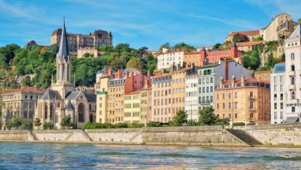 Lyon: City Exploration Game and Tour on Your Phone - Meeting Point and Directions