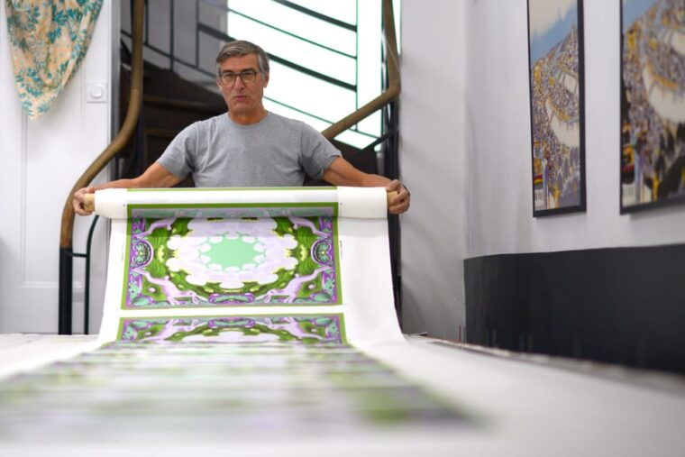 Lyon: Create Your Own Traditional Lyonnais Silk Square - Techniques and Materials Used