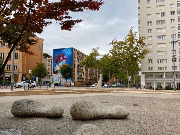 Lyon: Croix-Rousse Smartphone Audio Walking Tour - Activity Overview
