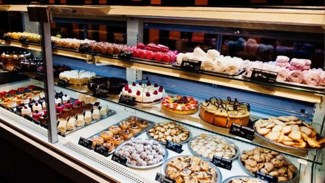 Lyon Gourmet Food Walking Tour - Tour Features