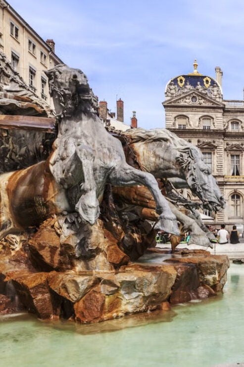 Lyon: Guided Tour of Lyon - Itinerary Highlights