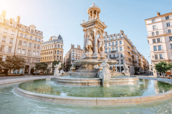 Lyon: Guided Tour of Lyon - Cancellation Policy