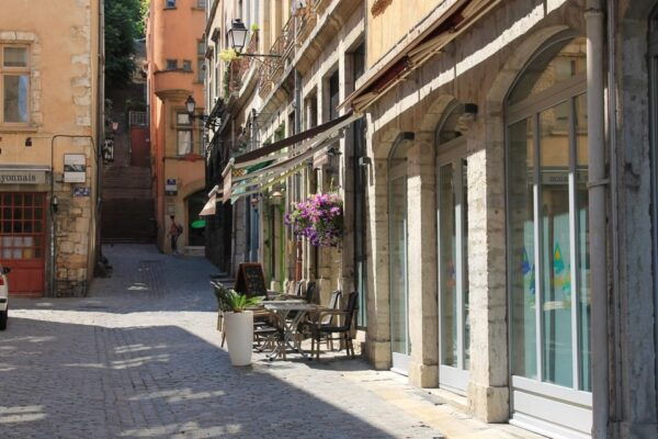 Lyon Jewish Heritage and Old Town Private Tour - Important Information