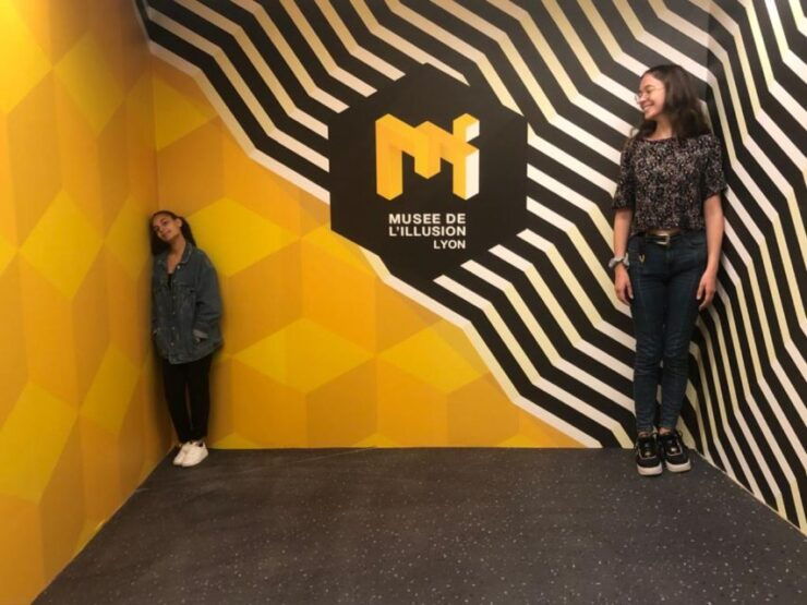 Lyon: Musée De L'Illusion Entrance Ticket - Experience at the Museum of Illusions