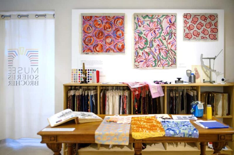 Lyon: Musée Soieries Brochier guided tour - FAQ