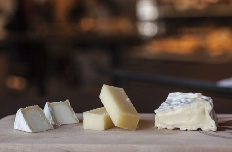 Lyon: Old Town Food Tour with 6 French Food Tastings & Wine - Authenticity and Guest Insights