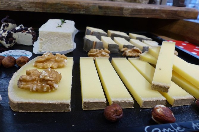 Lyon Old Town Half-Day Walking Food Tour With Local Specialties Tasting & Lunch - Tour Overview