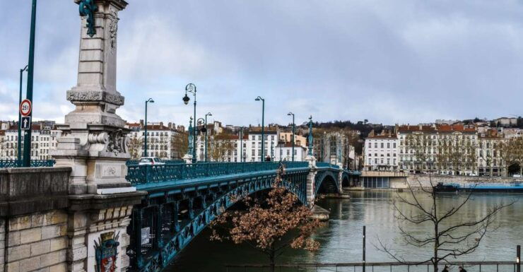 Lyon: Old Town Walking Tour in Lyon - Reservation and Payment