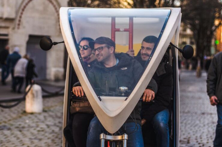 Lyon : Pedicab Tour 2h or 3h - Tour Details and Options