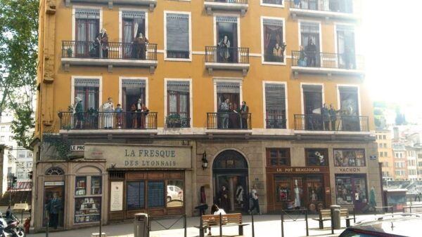 Lyon: Premium Self-Guided Bike Tours With AI Virtual Guide - Questions You May Have
