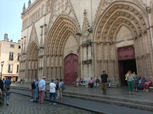 Lyon: Private Guided Tour With an Official Tour Guide! - Customer Feedback and Reviews
