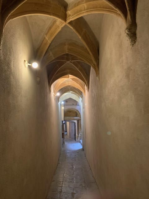 Lyon: Private Walking Tour of Traboules in the Old Town - Uncovering the French Resistance in Vieux Lyon