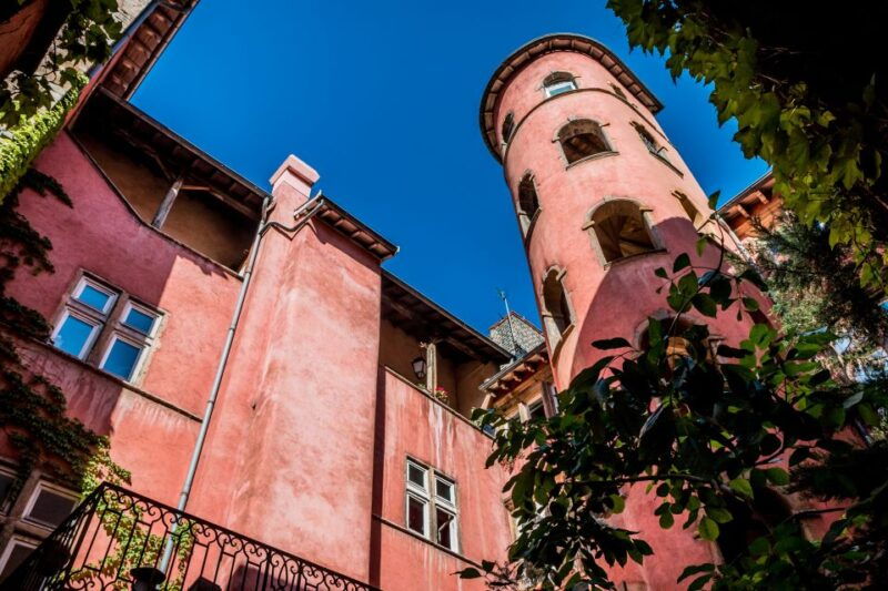 Lyon: Private Walking Tour of UNESCO Old Districts - The Enigmatic Traboules
