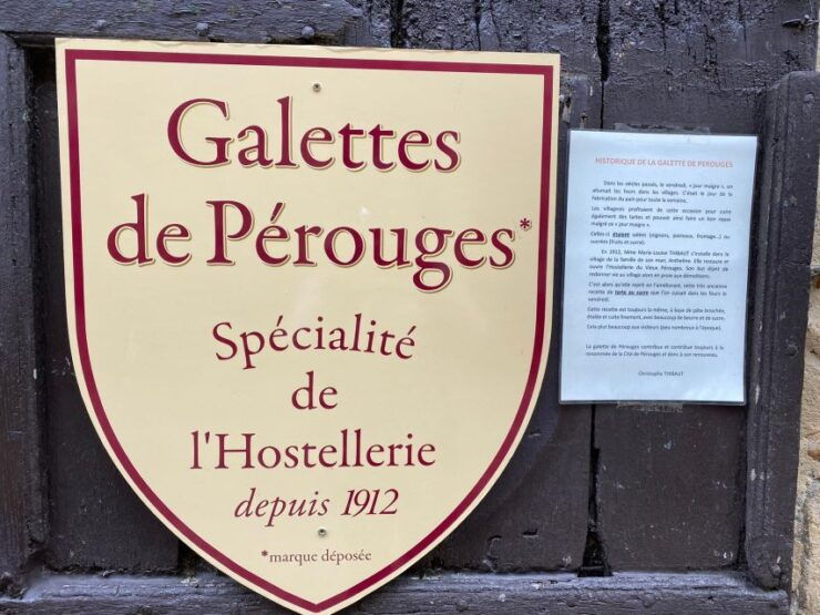 Lyon : Self-Guided Hike to Pérouges (Train & Picnic) - Pricing and Duration