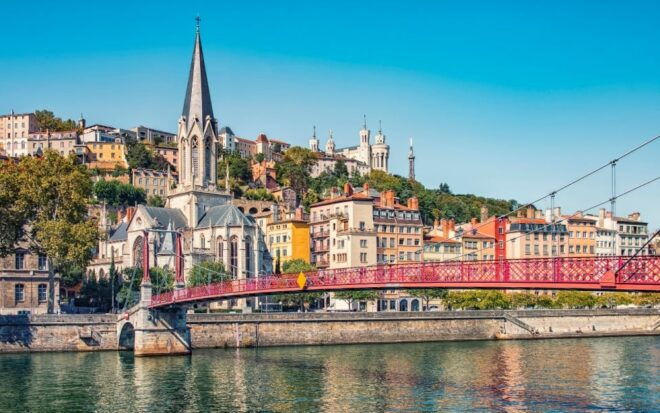 Lyon: Self-Guided Outdoor Escape Game - Gameplay and Exploration