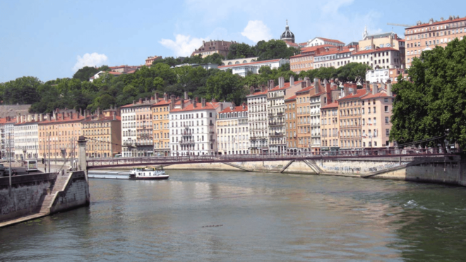 Lyon: Silk Road of Lyon Traboules Guided Tour - Booking and Logistics