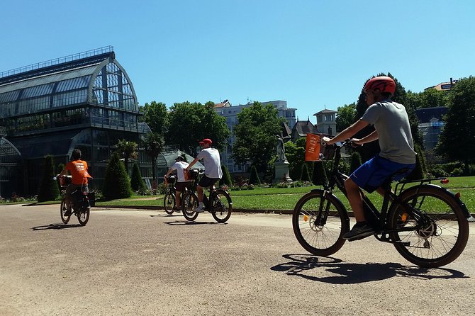Lyon Small-Group Guided Electric Bike Tour With a Local Guide - Check Availability