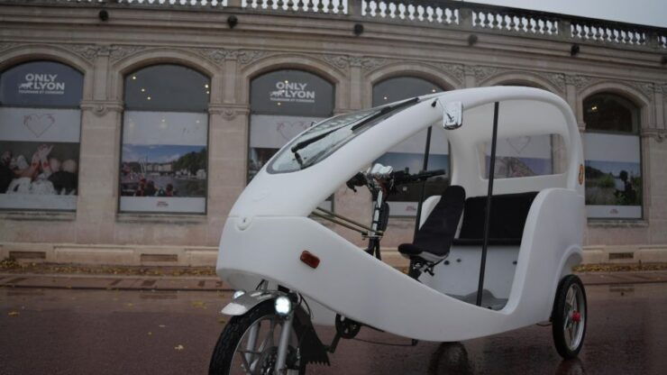 Lyon: Strolls and Visits in Bicycle Cabs - Unique Way to Explore Lyon