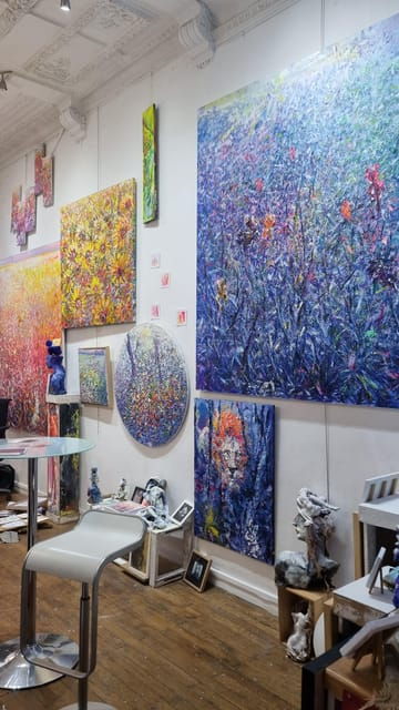 Lyon: Tarot Reading and Neon Painting Workshop - Good To Know