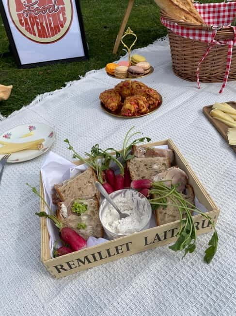 Lyon: Tête d'Or Park Gourmet Picnic Basket - The Sum Up