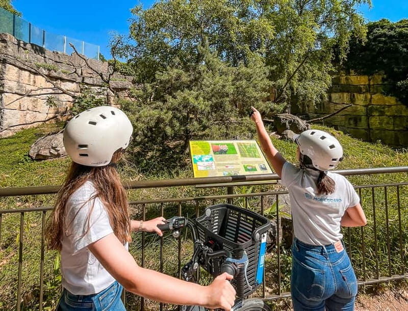 Lyon: Tête d'Or park on an electric bike Tour - FAQ