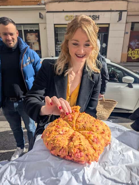Lyon: Visit and taste the best pastries in Croix Rousse - The Value of the Tour