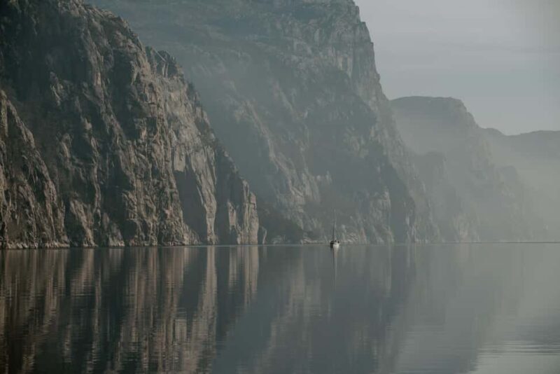 Lysefjord (Stavanger): Boattrip to Preikestolen from Forsand - Comfort & Safety on the Water