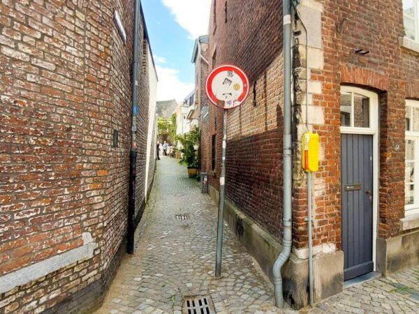 Maastricht: City Exploration Smartphone Game - Common Questions