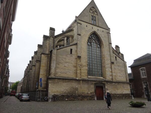 Maastricht Self-Guided Walking Tour & Scavenger Hunt - Starting Point and Instructions