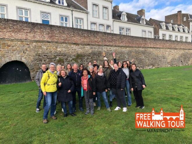 Maastricht: Tip-Based Walking Tour - Inclusions