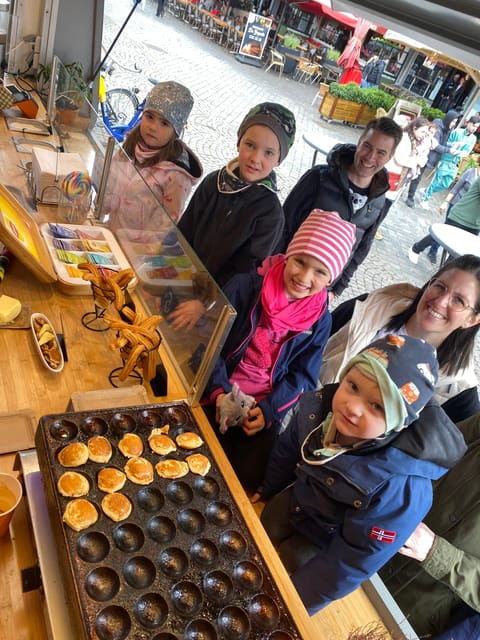 Maastricht: Unlimited Dutch Poffertjes and Spanish Churros … - Cooking and Serving Highlights
