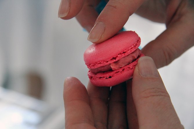 Macarons Small Group French Cooking Class With a Parisian Chef - Positive Reviews and Recommendations