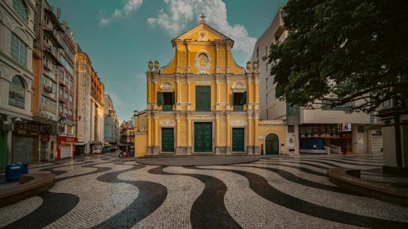 Macau: Private Historic City Tour with Michelin Food Tasting - Good To Know