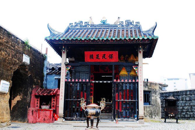 Macau's World Heritage Sites Tour with 1-way Ferry and Pickup from Hong Kong - Good To Know