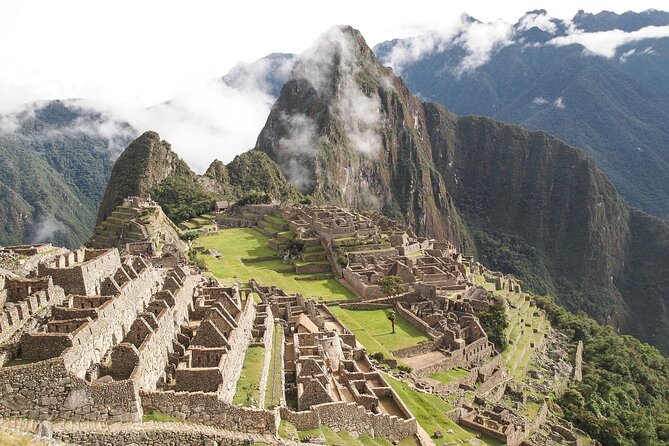 Macchu Picchu - Location and Accessibility