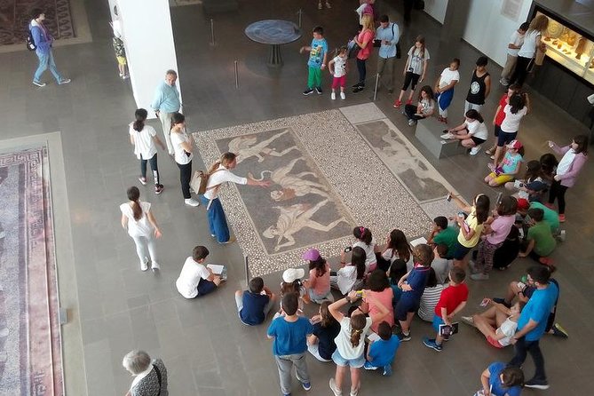 Macedonian Treasures From Thessaloniki - Aigai: Capital of Macedonia